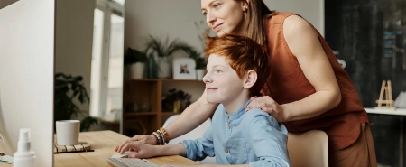best tech gadget mothers day gifts